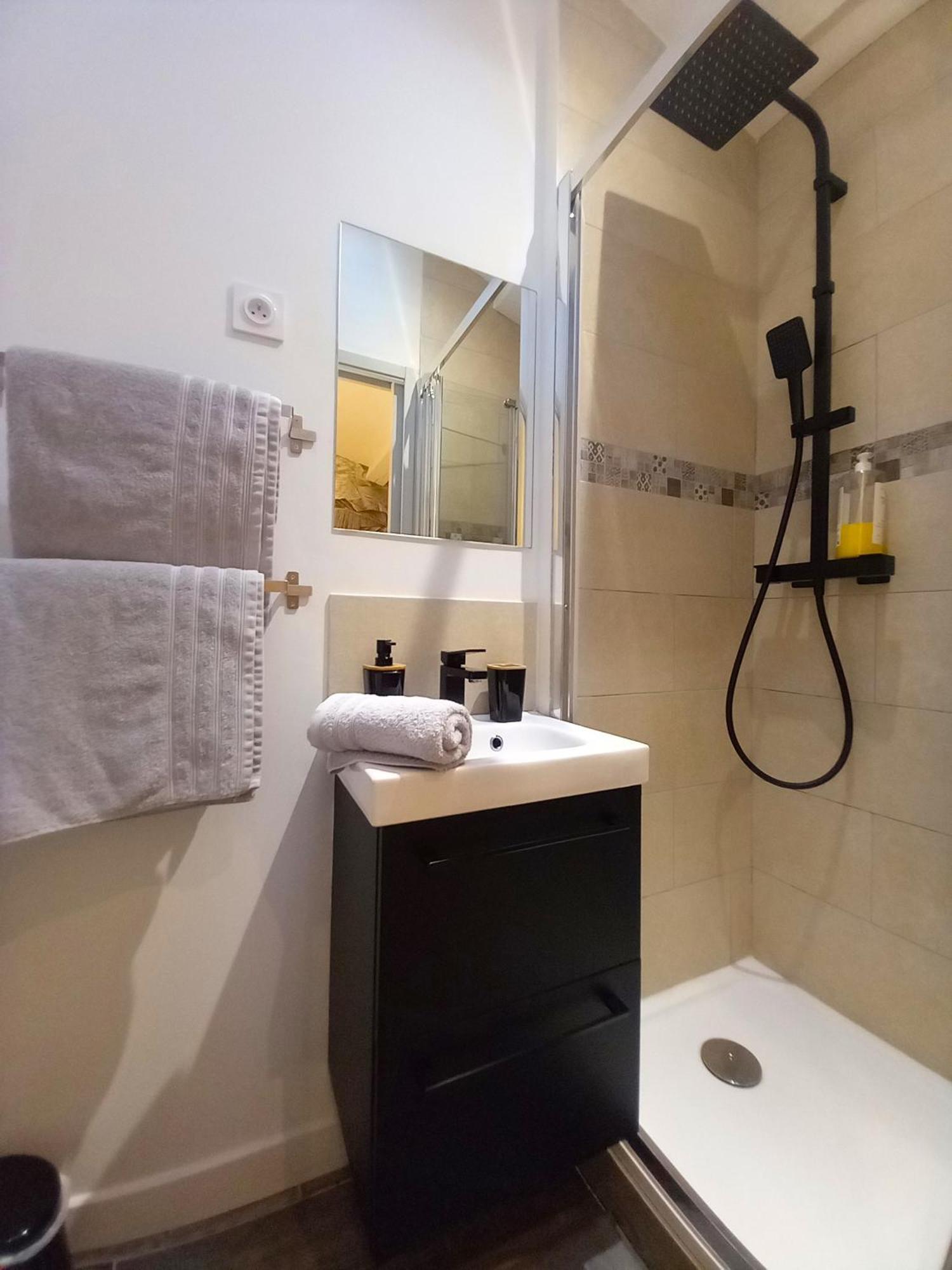 #3 Studio # Place Charmante Тулон Экстерьер фото